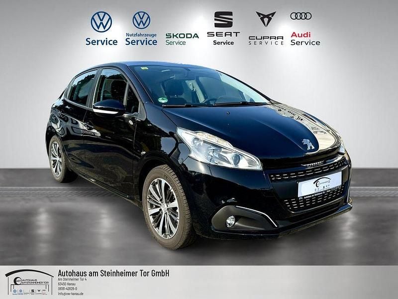 Schwarz Gebraucht 2017 Peugeot 208 Active Kleinwagen | 9.890 € (Fairer Preis) - Bild 1/4