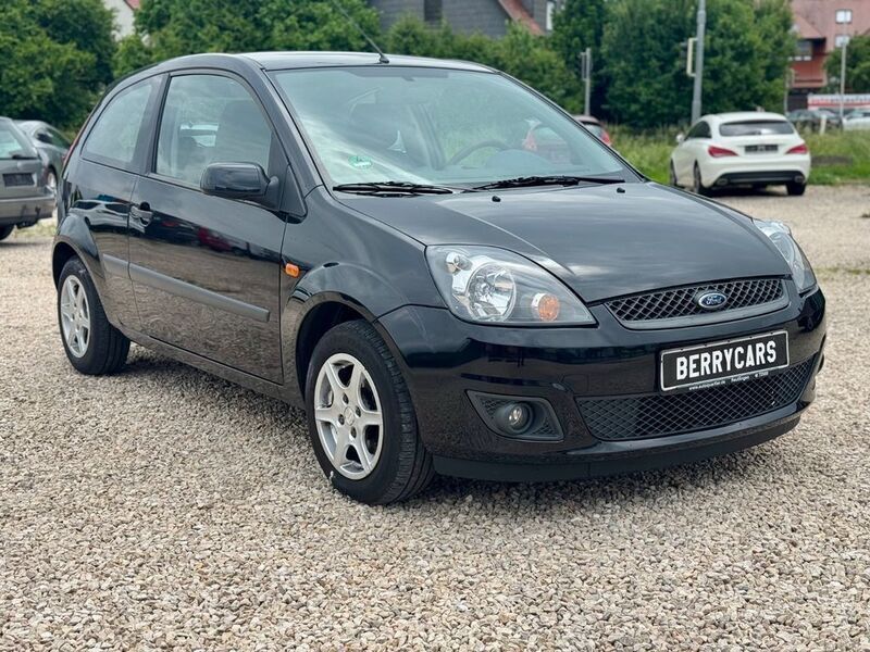 Schwarz Gebraucht 2006 Ford Fiesta Ambiente Kleinwagen | 2.290 € (Guter Preis) - Bild 1/4