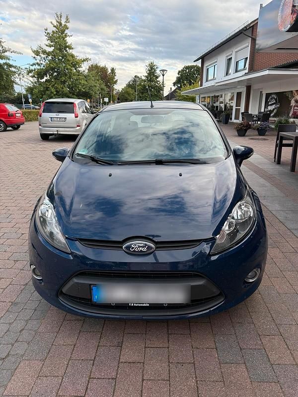 Andere farben Gebraucht 2012 Ford Fiesta Kleinwagen | 2.300 € - Bild 1/4