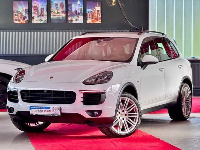 Gletscherweiss Gebraucht 2016 Porsche Cayenne S SUV | 36.800 € (Fairer Preis) - Bild 1/4