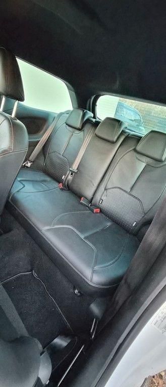 Gebraucht Citroën DS3 Sport Chic 131 PS (96 kW) 2016 Weiß Kleinwagen