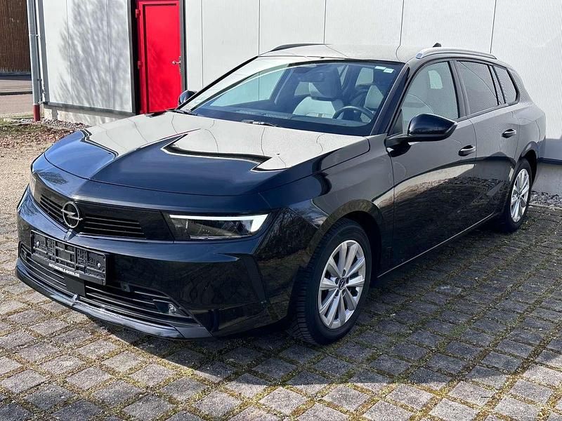 Gebraucht Opel Astra Elegance 131 PS (96 kW) 2023 Schwarz Kombi