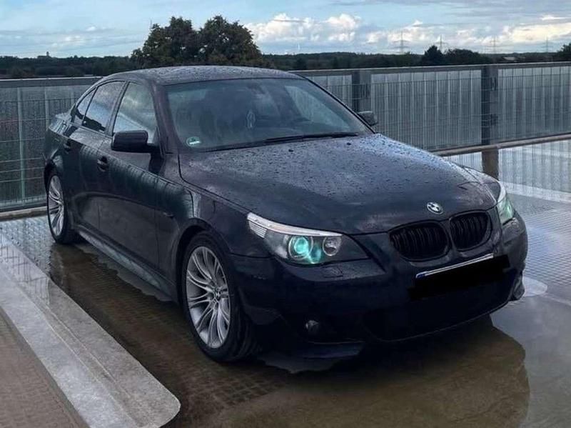 Schwarz Gebraucht 2006 BMW 520 Shadowline Limousine | 7.450 € - Bild 1/4