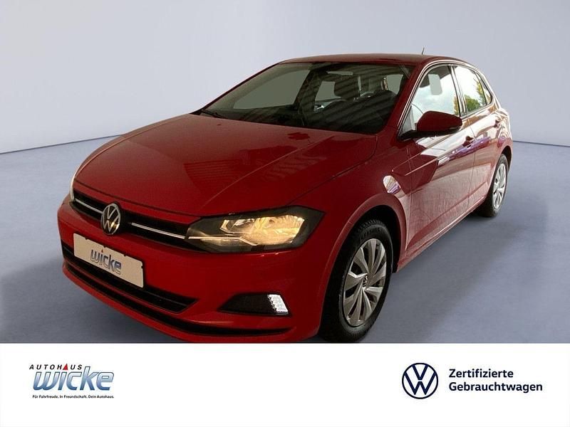 Rot Gebraucht 2021 VW Polo Comfortline Limousine | 11.990 € (Superpreis) - Bild 1/4