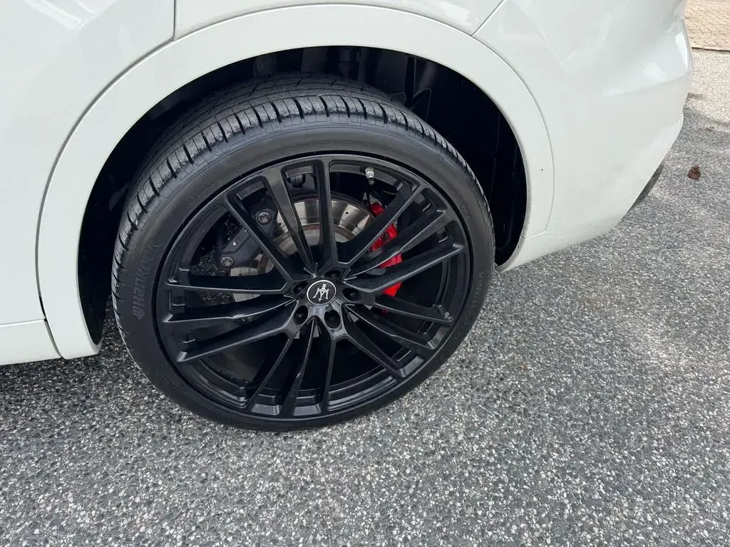 Gebraucht Maserati Levante 581 PS (427 kW) 2023 Weiß SUV
