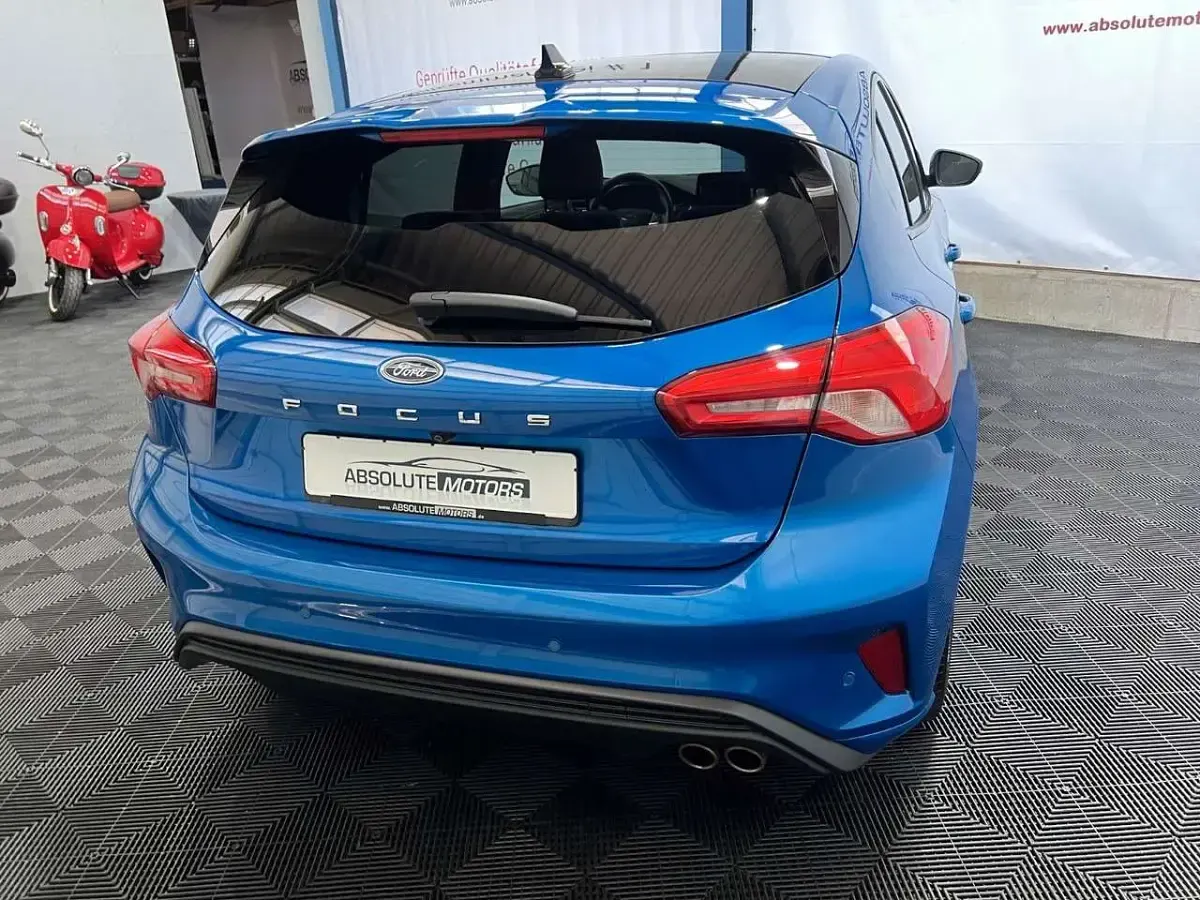 Usado Ford Focus ST-Line 150 CV (110 kW) 2019 Azul Berlina