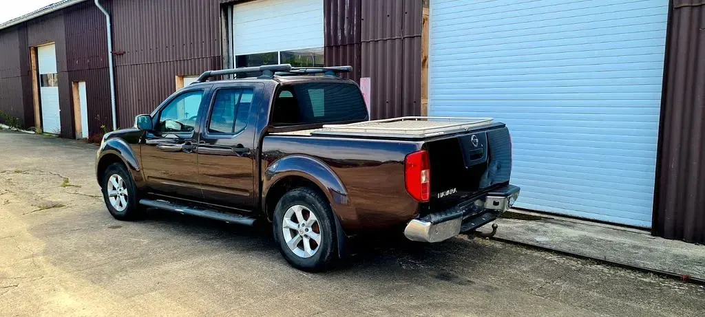 Gebraucht Nissan Navara 190 PS (139 kW) 2015 Braun Pickup