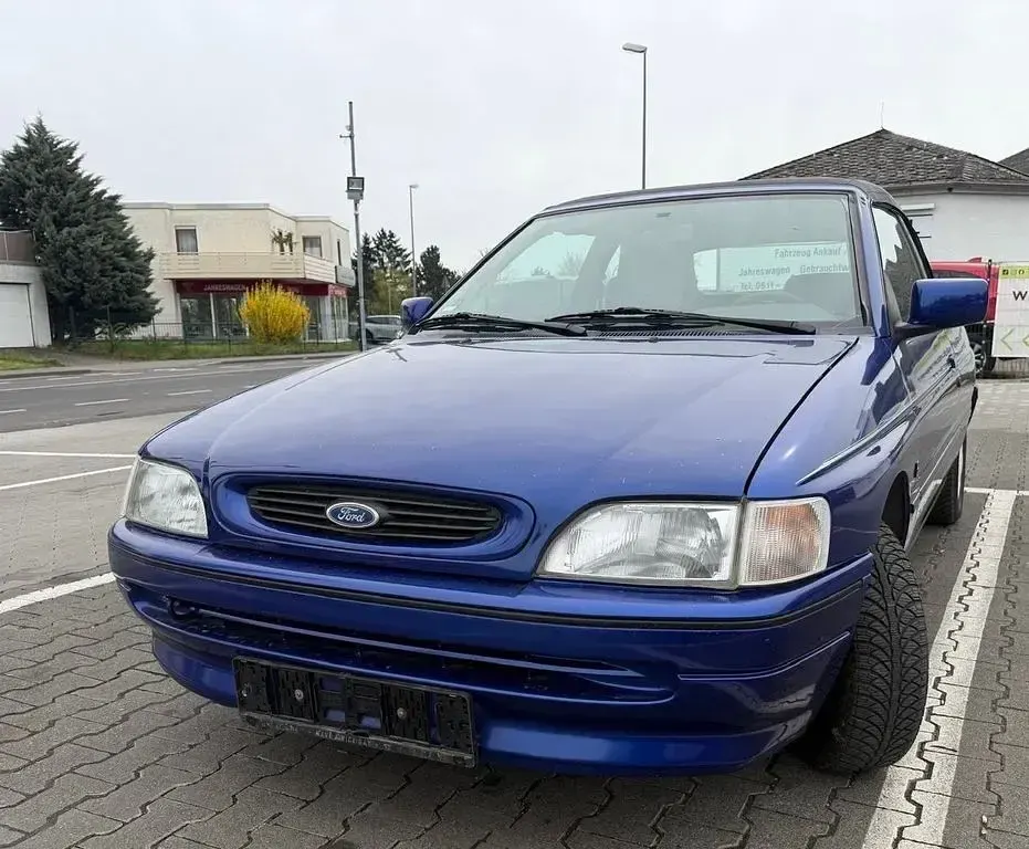 Gebraucht Ford Escort Cabriolet 90 PS (66 kW) 1993 Blau Cabrio