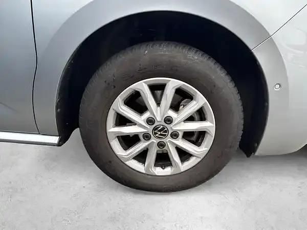 Usata VW Multivan 150 CV (110 kW) 2024 Argento Monovolume