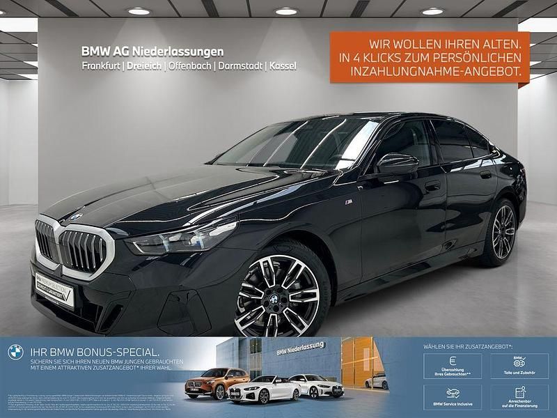 Schwarz Gebraucht 2024 BMW 520 Comfort Edition Limousine | 51.840 € (Superpreis) - Bild 1/3