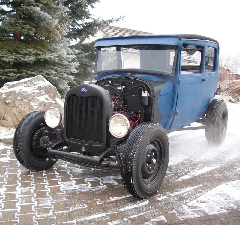 Blau Gebraucht 2025 Ford Model A Limousine | 29.900 € - Bild 1/4