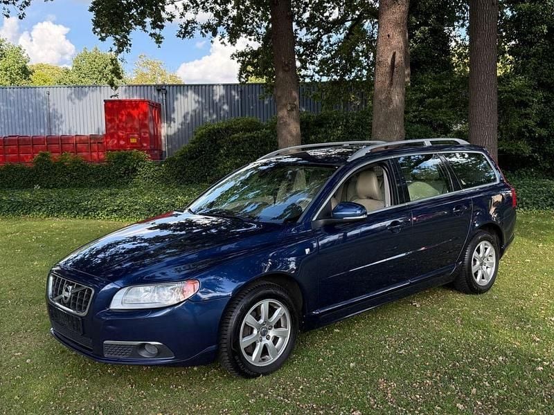 Blau Gebraucht 2012 Volvo V70 Ocean Race Kombi | 4.450 € (Superpreis) - Bild 1/4