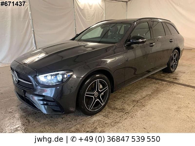 Graphitgrau Gebraucht 2021 Mercedes E300 AMG line Kombi | 30.450 € (Fairer Preis) - Bild 1/4