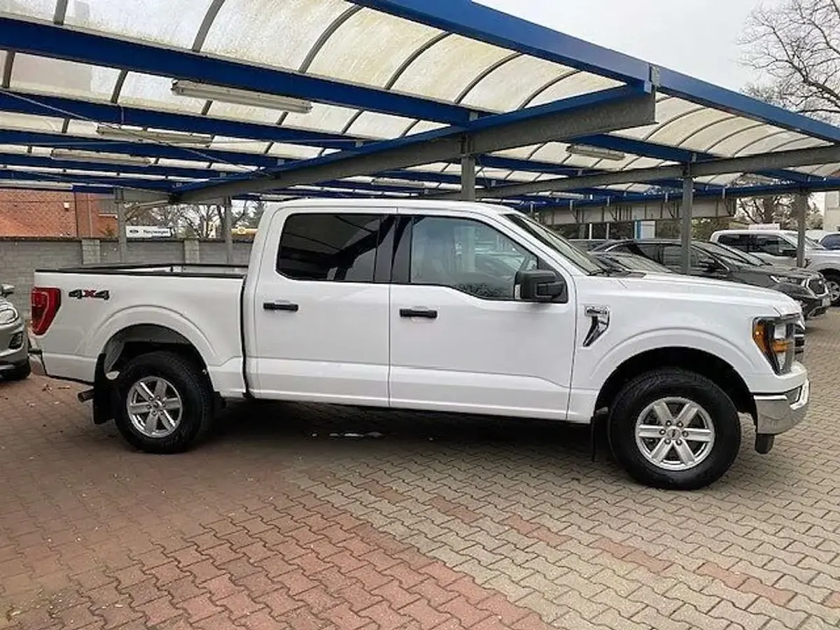 Neu Ford F-150 XLT 405 PS (297 kW) 2025 Weiß Pickup