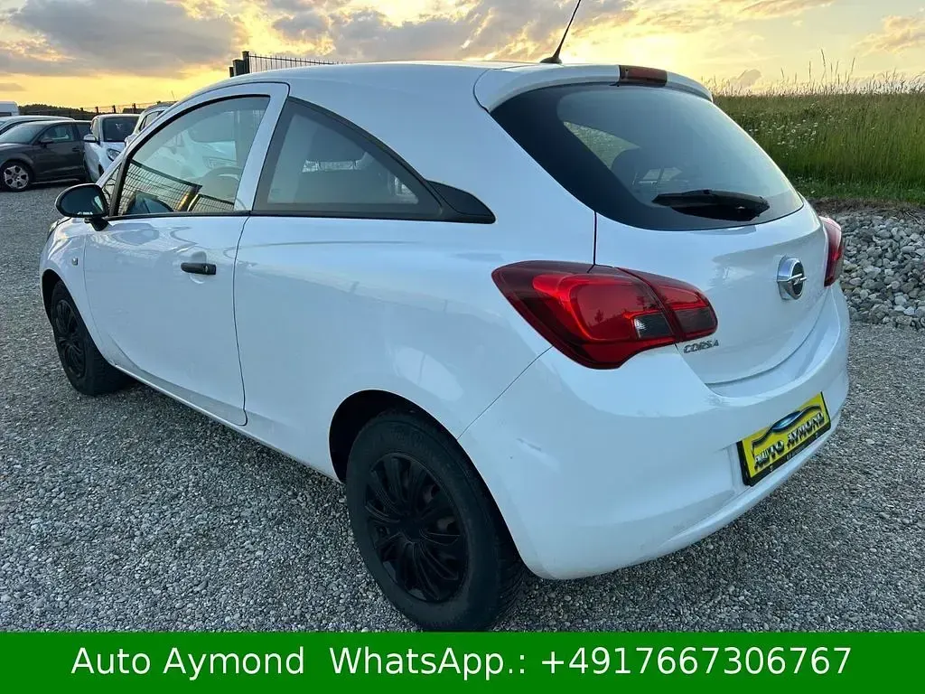 Gebraucht Opel Corsa 69 PS (50 kW) 2016 Weiß Kleinwagen