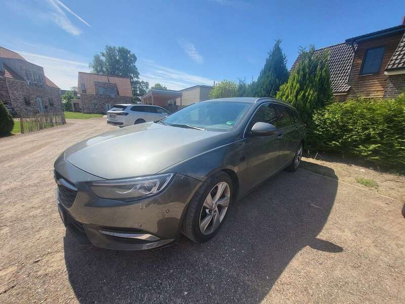 Gebraucht 2018 Opel Insignia Ultimate Kombi | 12.499 € (Fairer Preis) - Bild 1/4