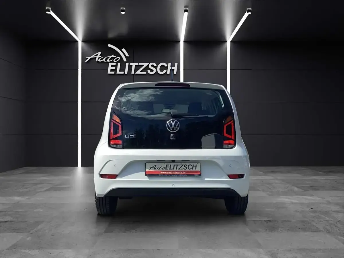 Gebraucht VW up! move up! 65 PS (47 kW) 2023 Pure white Kleinwagen