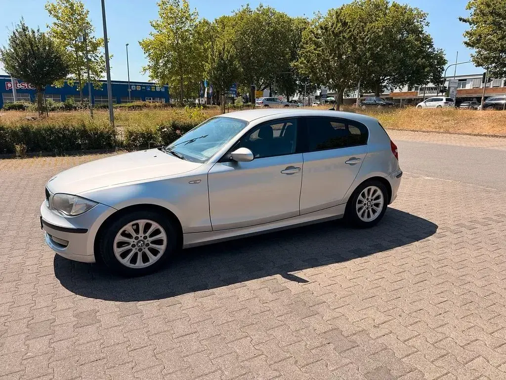 Gebraucht BMW 118 143 PS (105 kW) 2007 Silber Kleinwagen