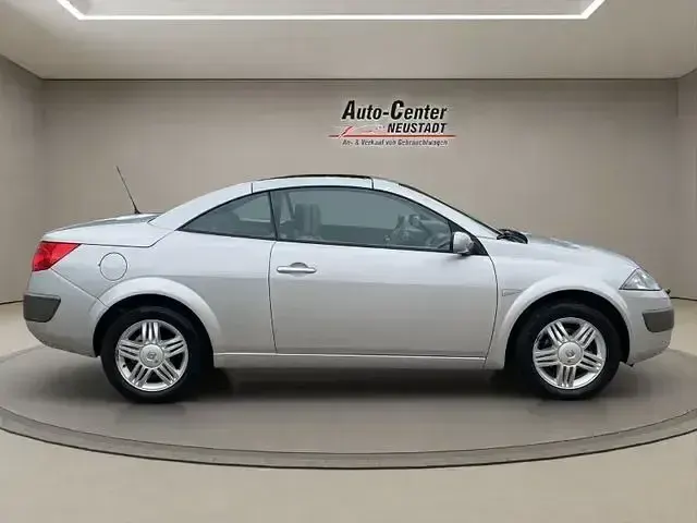 Gebraucht Renault Mégane 145 PS (106 kW) 2005 Silber Coupé