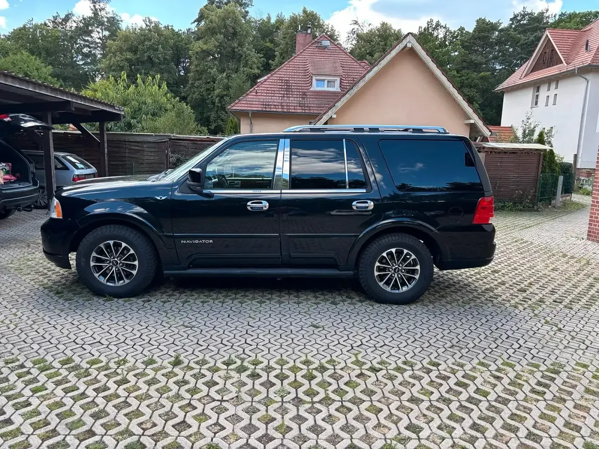 Gebraucht Lincoln Navigator 305 PS (224 kW) 2006 Schwarz SUV