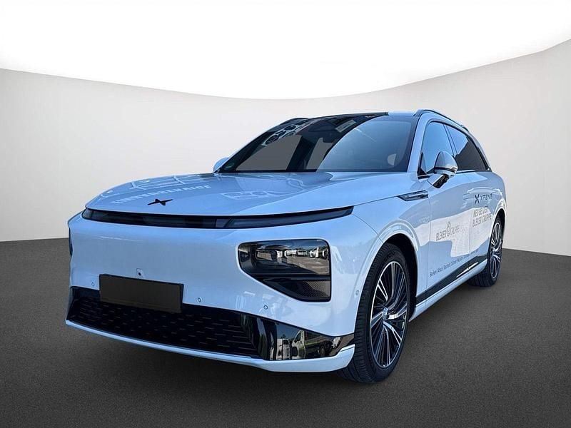 Arcticwhite Gebraucht 2025 XPENG G9 AWD Performance SUV | 69.890 € - Bild 1/4