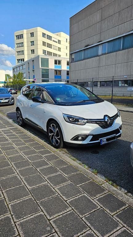 Gebraucht Renault Scénic IV Bose Edition 160 PS (117 kW) 2017 Weiß Van / Kleinbus