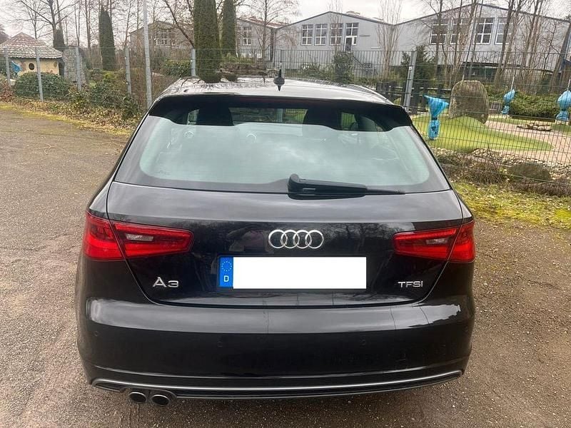 Gebraucht Audi A3 S-Line 125 PS (91 kW) 2015 Schwarz Limousine