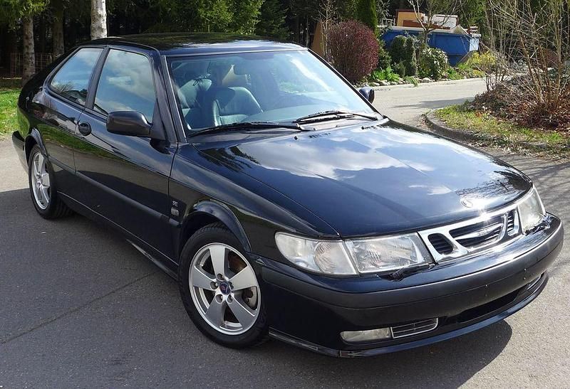 Schwarz Gebraucht 2002 Saab 9-3 Coupé | 3.600 € (Etwas zu teuer) - Bild 1/4