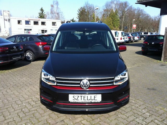 Gebraucht VW Caddy Highline 102 PS (75 kW) 2018 Schwarz Van / Kleinbus
