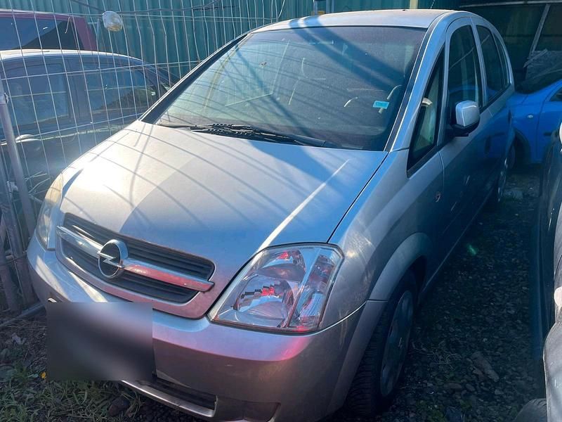 Gebraucht Opel Meriva 85 PS (62 kW) 2006 Silber Van / Kleinbus