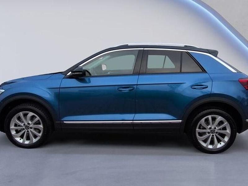 Gebraucht VW T-Roc Style 150 PS (110 kW) 2025 Ravennablau metallic SUV
