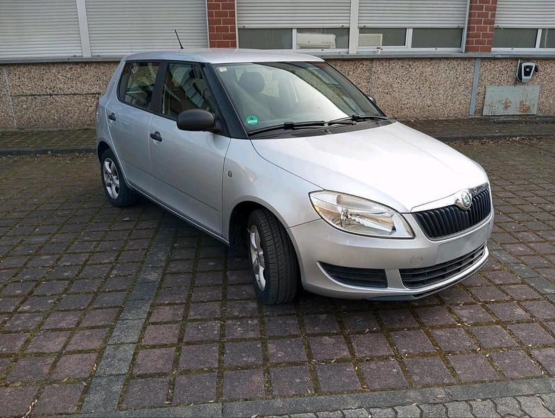 Gebraucht Skoda Fabia 86 PS (63 kW) 2015 Grau Kleinwagen