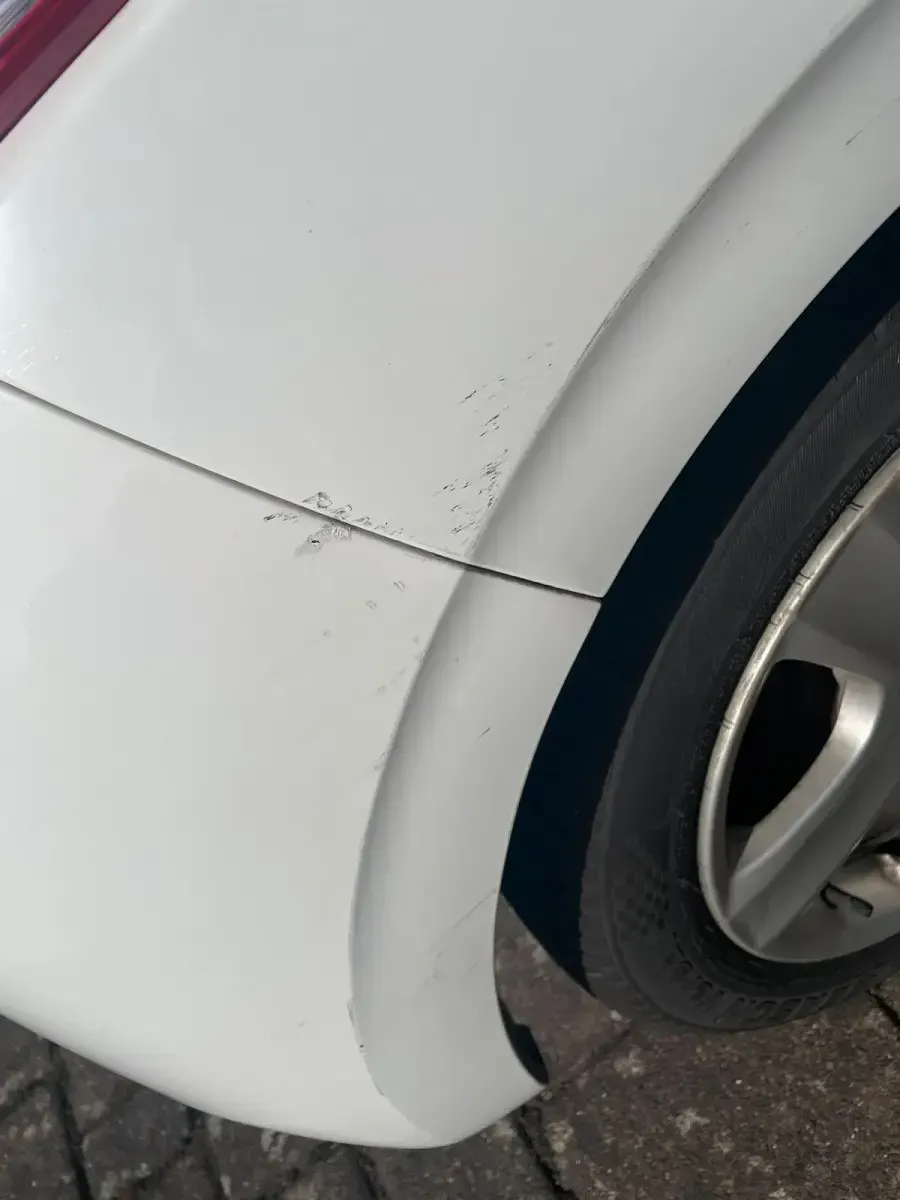 Gebraucht Peugeot 208 82 PS (60 kW) 2013 Weiß Kleinwagen