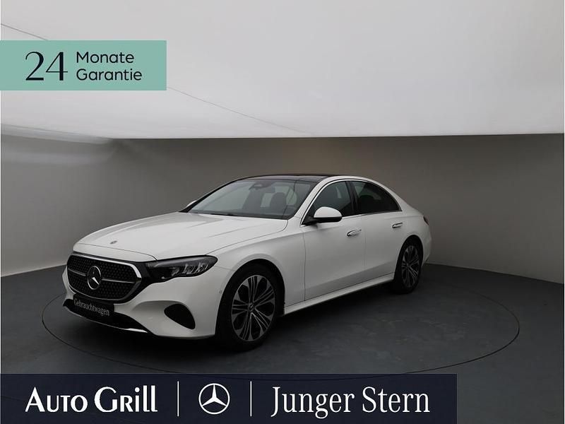 Polarweiss Gebraucht 2024 Mercedes E220 Avantgarde Limousine | 48.900 € (Guter Preis) - Bild 1/4