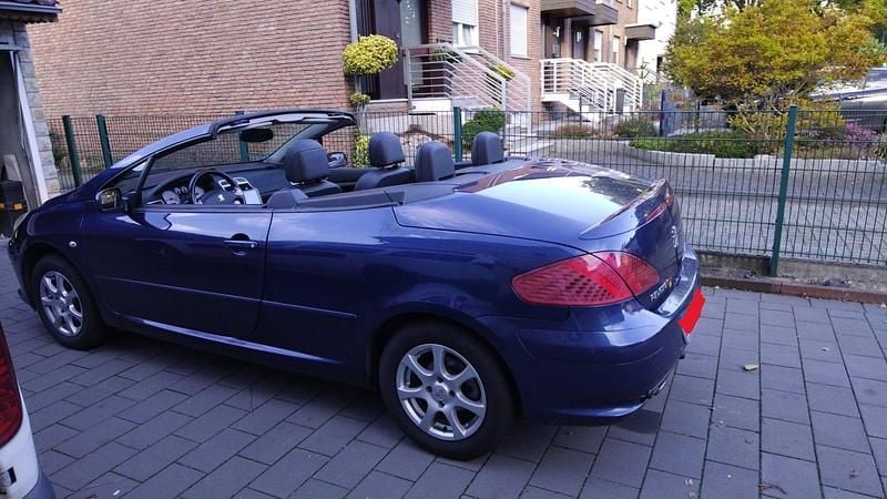Blau Gebraucht 2006 Peugeot 307 CC Cabrio | 1.550 € (Fairer Preis) - Bild 1/4