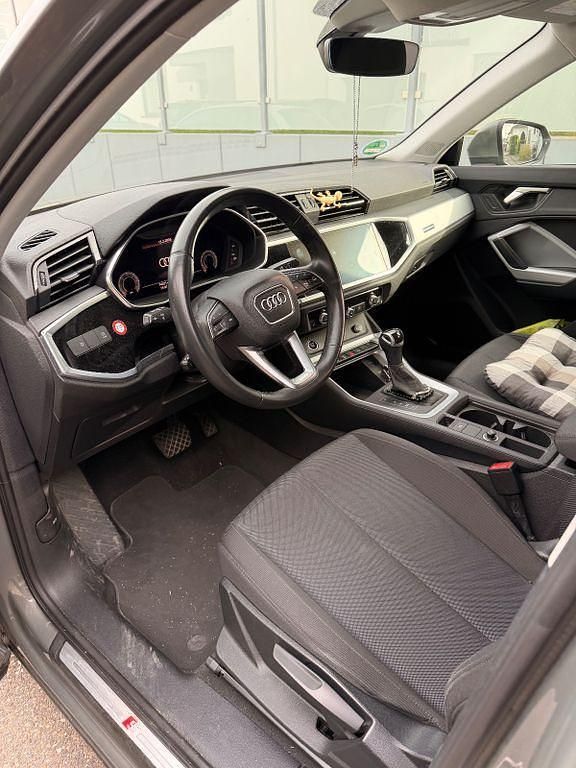 Gebraucht Audi Q3 S-Line 150 PS (110 kW) 2022 Grau SUV