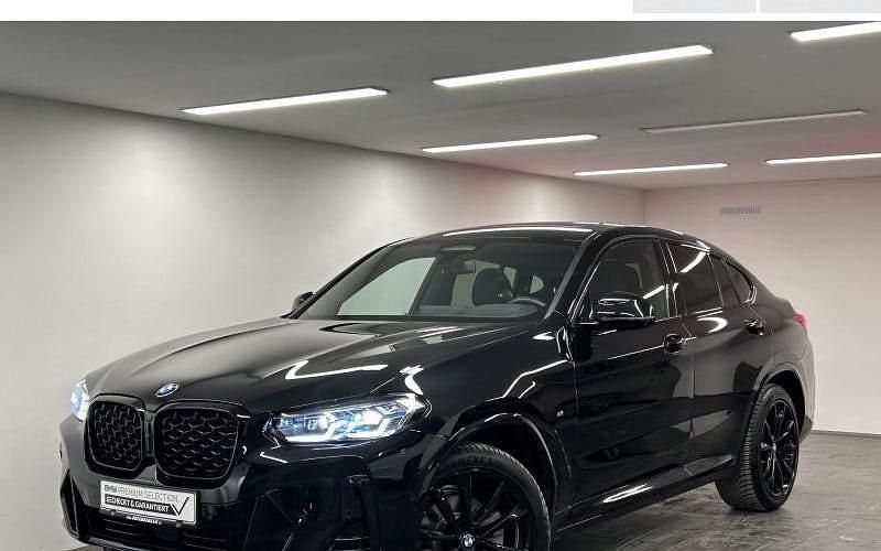Gebraucht BMW X4 Efficient Dynamics 190 PS (139 kW) 2025 Schwarz SUV