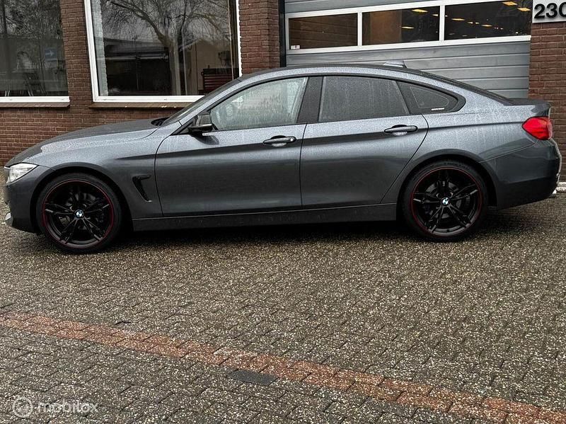 Gebraucht BMW 418 Performance 136 PS (100 kW) 2017 Grau Coupé