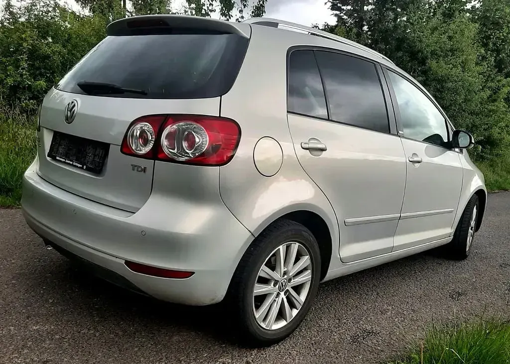 Gebraucht VW Golf 105 PS (77 kW) 2011 Silber Van / Kleinbus