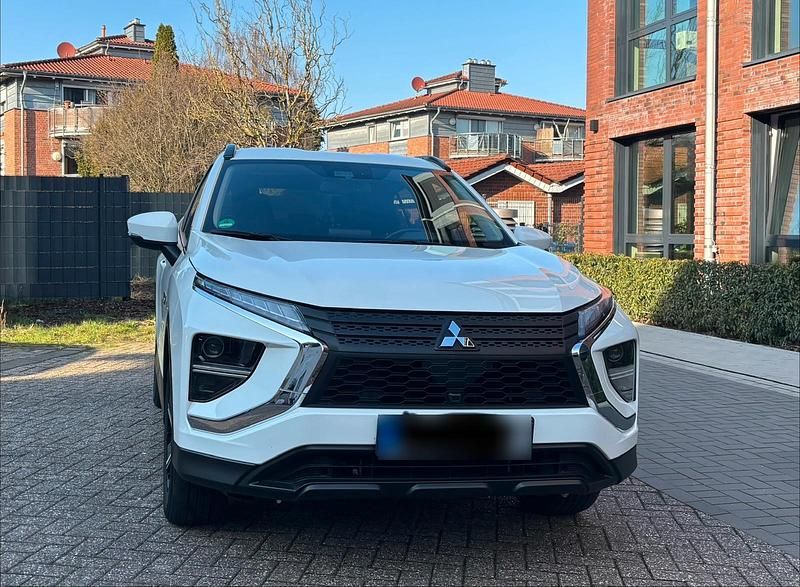 Second-hand Mitsubishi Eclipse Cross 188 CP (138 kW) 2022 Alb SUV