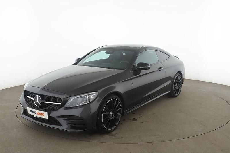Second-hand Mercedes C300 AMG line 258 CP (189 kW) 2022 Coupe