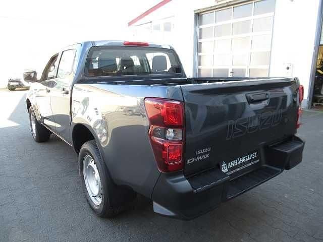 Neu Isuzu D-Max 163 PS (119 kW) 2026 Grau Pickup
