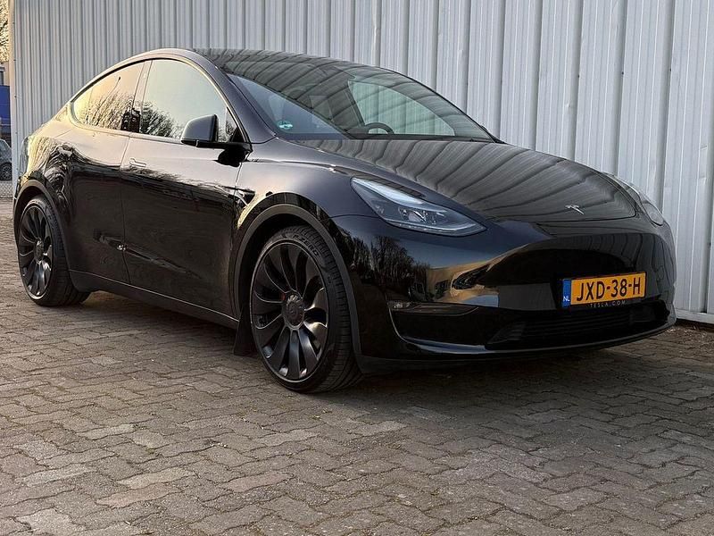 Gebraucht Tesla Model Y Performance 392 kW (534 PS) 2023 Schwarz SUV