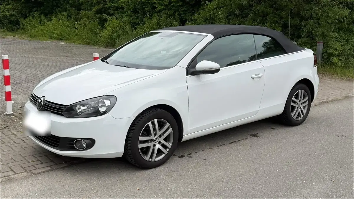 Gebraucht VW Golf 105 PS (77 kW) 2011 Weiß Cabrio