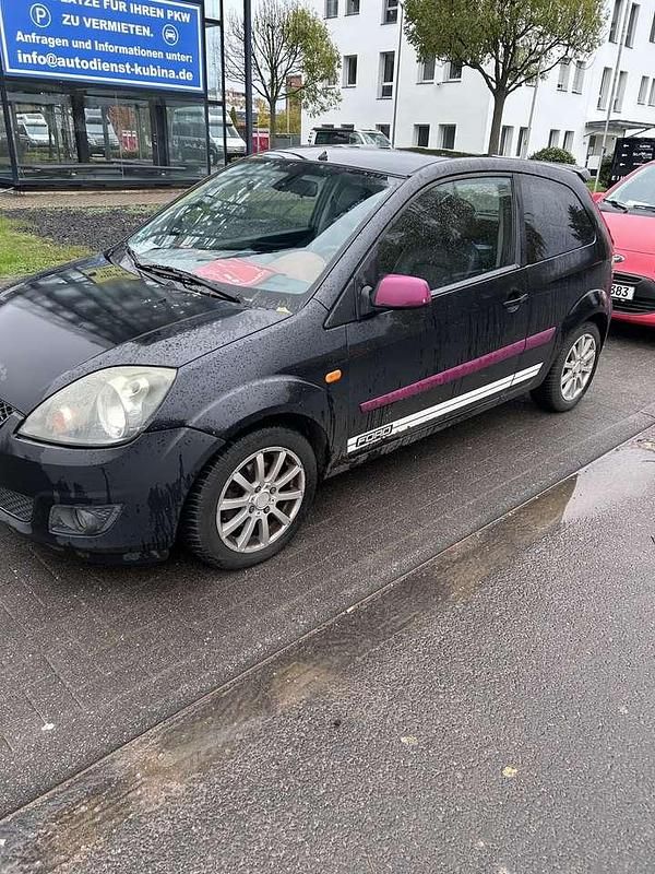 Gebraucht Ford Fiesta Ghia 90 PS (66 kW) 2006 Limousine