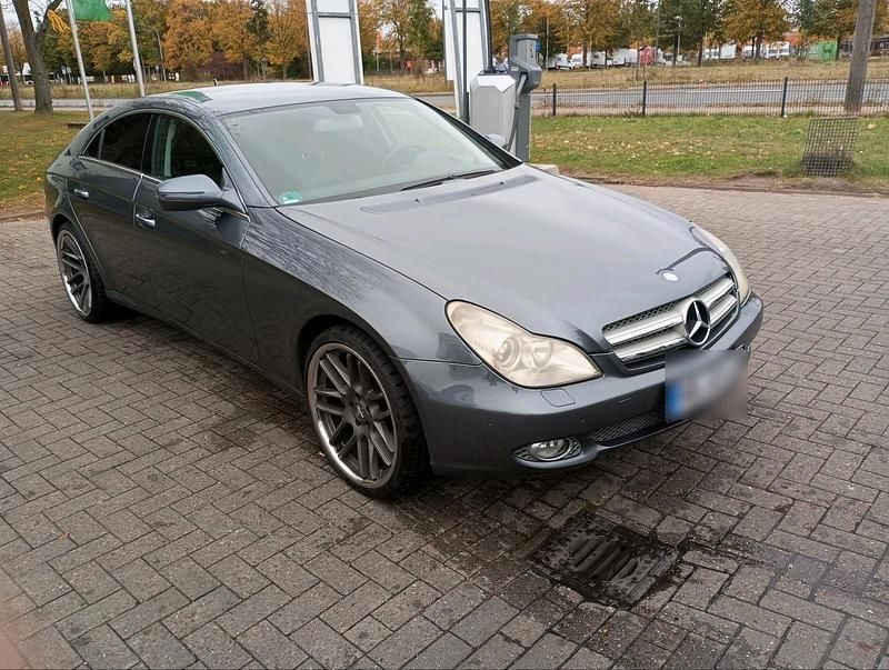 Gebraucht Mercedes CLS550 384 PS (282 kW) 2008 Grau Limousine