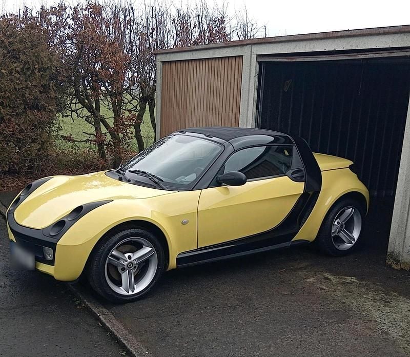 Usata Smart Roadster 82 CV (60 kW) 2003 Giallo Cabrio