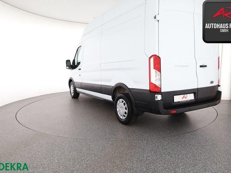 Gebraucht Ford Transit Trend 170 PS (125 kW) 2023 Frostweiß Van / Kleinbus