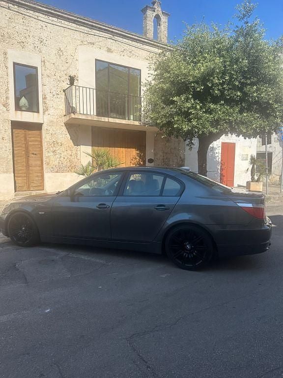 Second-hand BMW 525 192 CP (141 kW) 2004 Gri Berlinǎ