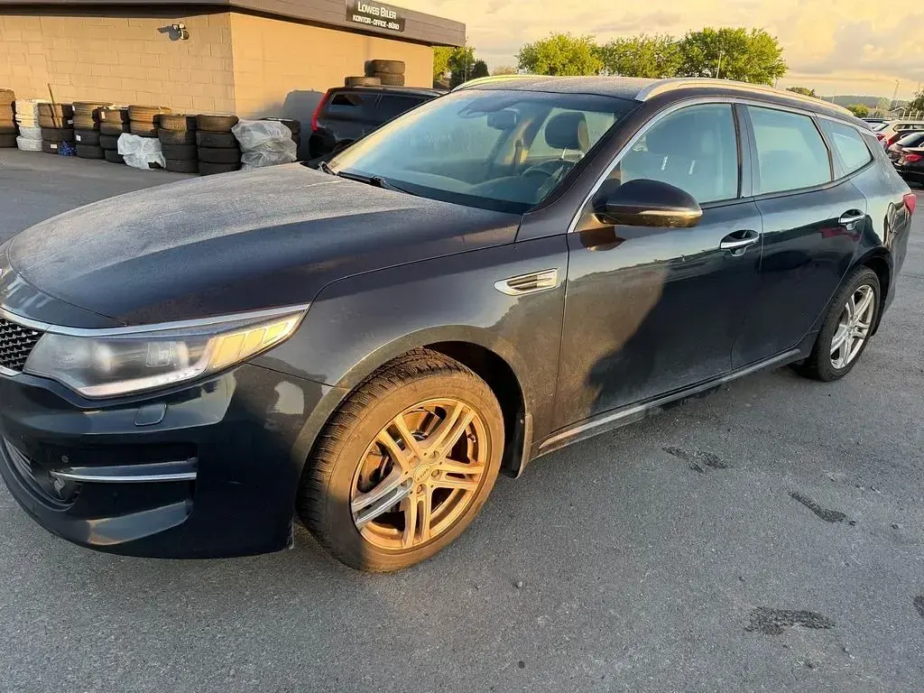 Gebraucht Kia Optima Edition 7 141 PS (103 kW) 2017 Blau Kombi
